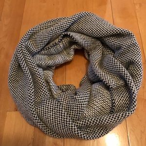 H&M Infinity Scarf